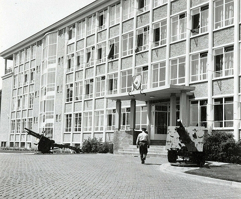 Default > Stafgebouw 1 LK