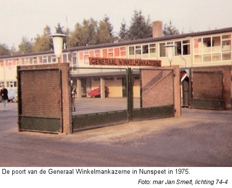 1975 De poort